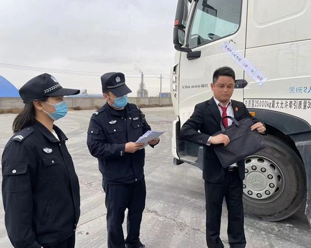 How to avoid cargo being detained by customs?